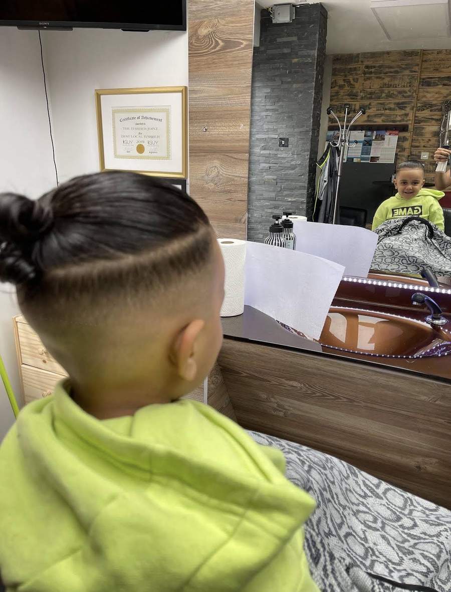 Children's haircut under 16 The Barber Joint Shadwell
